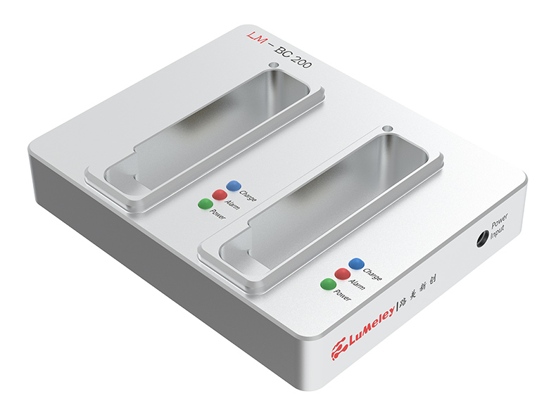 LM-BC 雙倉充電器
